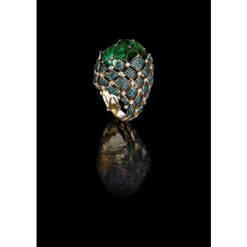 Эксклюзивное кольцо с изумрудом 27 карат и бриллиантами Luys