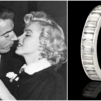 Бейсболист Джо Ди Маджо, легендарный центровой «Нью-Йорк Янкиз», подарил звезде кино, диве и иконе миллионов - Мэрилин Монро - платиновое кольцо с 35 бриллиантами багетной огранки.